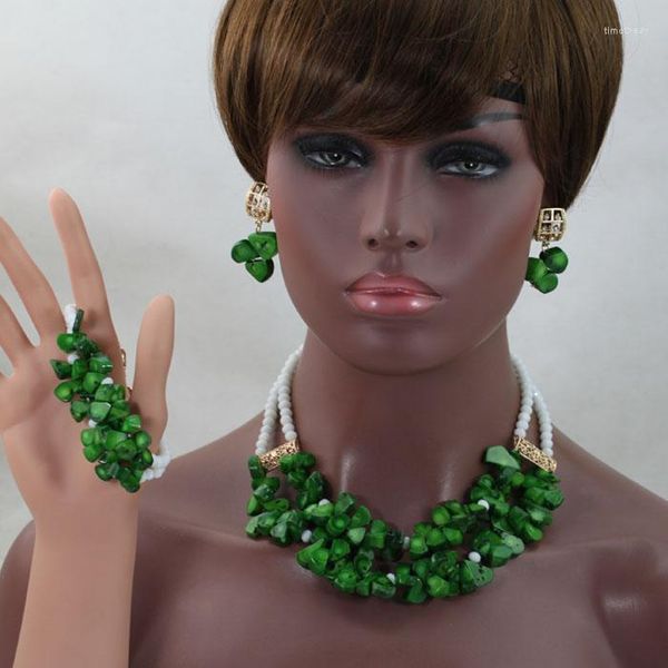 Collier boucles d'oreilles ensemble perles de corail africain vert pendentif mélange cristal bavoir bijoux CNR787