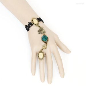 Collier Boucles d'oreilles Set Handmade Multi-Flower Green Rose Rose Rose Black Lace Ajustement Bracelet Bracelet Slave Bronze Cosplay Lolita Goth Ball