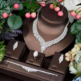 Collier Boucles d'oreilles Set Hibride Géométrique 4PCS Femmes Fémirations et boucles d'oreille Big Long Drop Vintage Wedding Bijoux pour la mariée N-489