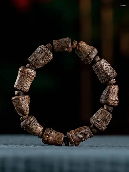 Ensemble de boucles d'oreilles et collier en bois d'agar naturel Vietnam Nha Trang, nœud en sucre de bambou sculpté avec perles de bouddha en forme d'eau coulante