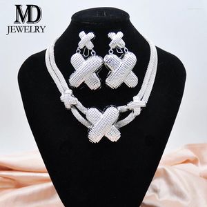 Ketting oorbellen set hoogwaardige dubai witte dames sieraden mode dubbele gaas ketting geometrisch ontwerp