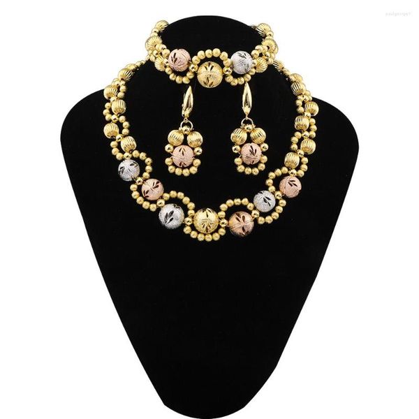 Halskette Ohrringe Set Hohlmuster Bunte Perlen Charm Armband Damenschmuck Dubai Hochzeitstag Zubehör