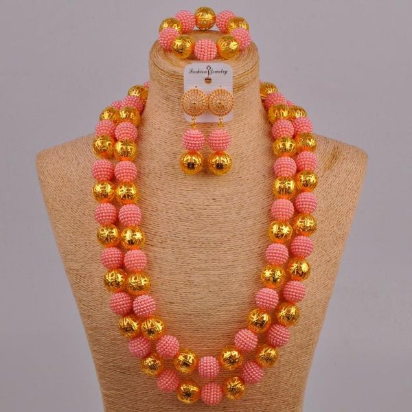 Collier Boucles d'oreilles Ensemble pouces Peach Wedding Nigerian Berons africains Bijoux Simulate Perle Costume Plais pour femmes FZZ56