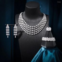 Boucles d'oreilles de collier Set injeweLife bijoux de cinq couches pour femmes en zircone de mariage en zircone