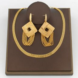 Ensemble de boucles d'oreilles et collier plaqué or 18 carats pour femmes, bijoux africains dubaï avec pompon et chaîne ajourés, accessoires