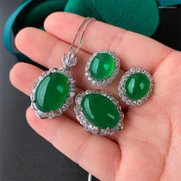 Collier boucles d'oreilles ensemble bijoux scintillant Fluorescent Dan en forme de calcédoine verte corps léger pendentif en jade trois pièces principale 13 18-10 12