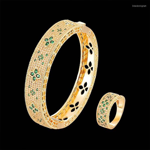 Collier boucles d'oreilles ensemble Lanruisha luxe bracelet et bagues bijoux pour femmes Micro pavé réglage couleur quatre feuilles fleur mode