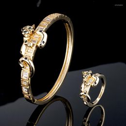 Ketting Oorbellen Set Leopard Head Bangle Ring Sieraden Voor Vrouwen Mevrouw Bruids Bijoux Kubieke Zirkoon Gouden Armband Dames Edele Mode Gift