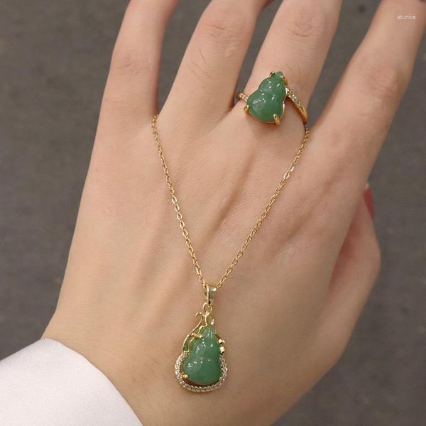 Collier boucles d'oreilles ensemble bijoux porte-bonheur chaîne en acier titane émeraude naturelle pendentif en jade glacé CZ pierre gourde