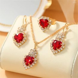 Ensemble de boucles d'oreilles et collier, Design luxueux, en forme de cœur, bague en cristal rouge, bijoux élégants, accessoires de mariage, cadeaux d'anniversaire