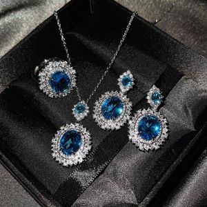 Ketting oorbellen set luxe kleurrijke steen voor vrouwen elegante bruiloft blauw roze synthetische topaz hanger ring sets