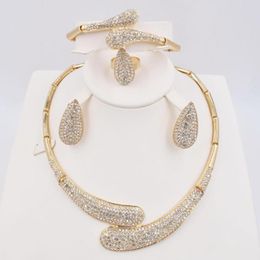 Conjunto de collar y pendientes de lujo para mujer, joyería de Color dorado de Dubái, Italia, elegante, chapado en 18k, accesorios para fiesta de boda y novia