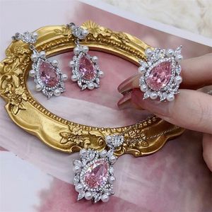 Collier boucles d'oreilles ensemble de luxe rose gouttelette Zircon colliers anneaux pour femmes mariée bijoux accessoires mode élégant Vintage cadeau de mariage