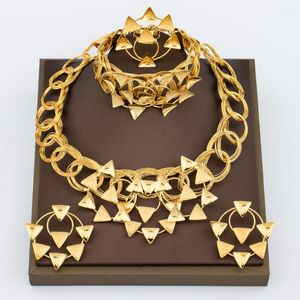 Collier boucles d'oreilles ensemble bijoux nigérians pour femmes luxe fleur pendentif tour de cou et avec Bracelet anneau mariages cadeaux de mariée