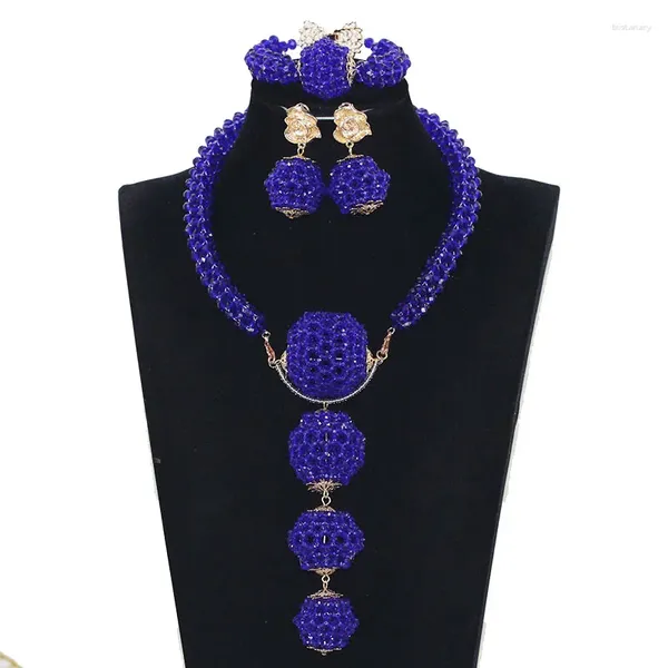 Conjunto de collar y pendientes, joyería nupcial de boda nigeriana, cuentas de color azul real africano, colgante de mujer de Dubái ABH558