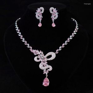 Ensemble de collier et boucles d'oreilles en Zircon rose pour robe de mariée, accessoires de conception florale, chaîne de fête, bijoux tendance pour femmes