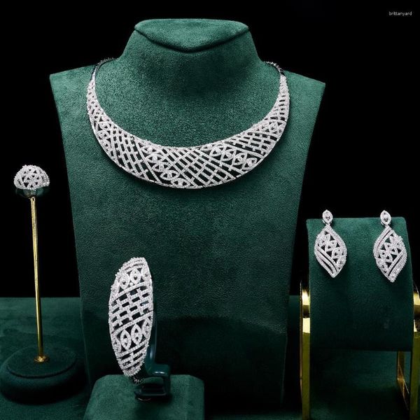 Conjunto de pendientes de collar de promoción-lujo Nigeria para mujeres Zirconia cúbica África nupcial vestido de fiesta de boda trajes Parure