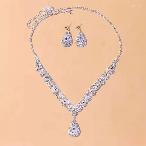 Ensemble de boucles d'oreilles et collier en strass, pendentif goutte d'eau, accessoires de mariée esthétiques pour femmes, Piercing, bijoux de mariage