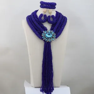 Ensemble collier et boucles d'oreilles bleu Royal, bijoux de mariage nigérians pour femmes africaines, bijoux en cristal, brins de perles goutte ABL852