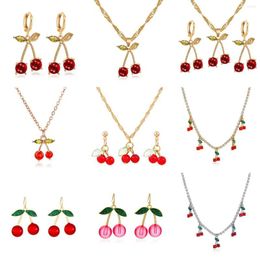 Collier boucles d'oreilles ensemble Simple doux rouge stéréo cerise Zircon pendentif strass Tennis Bracelet pour femmes bijoux cadeau
