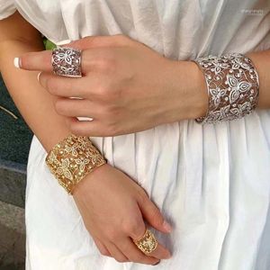 Halskette Ohrringe Set SORAMOORE Luxus DUBAI Statement Armreif Ring für edle Frauen Braut Hochzeit Party Schmuck