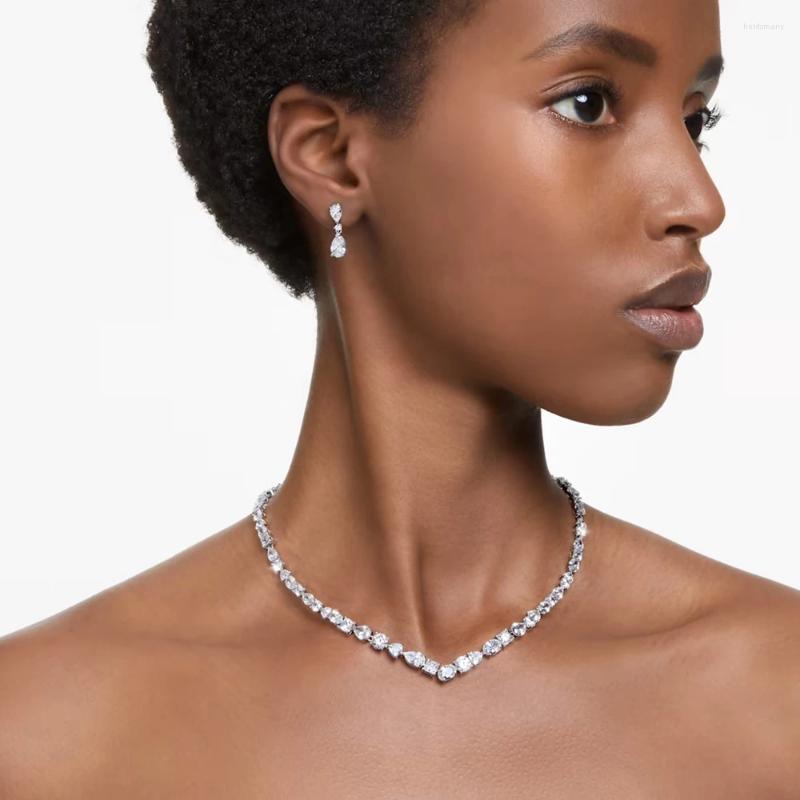 Halsband örhängen set stonefans zircon v form nacke högkvalitativ smycken mode show bling crystal brud bröllop gåva