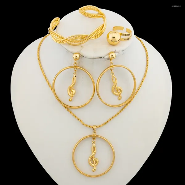 Boucles d'oreilles de collier Tendance des bijoux simples pour les femmes Conception du pendentif de déclaration et fête accessoires charmants