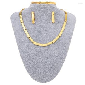 Ketting oorbellen set trendy verguld voor vrouwen