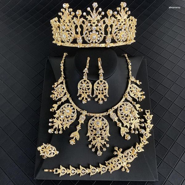 Collier boucles d'oreilles ensemble robe de mariée mariée turque ornée de bijoux or arabe