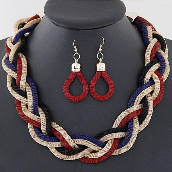 Collier Boucles d'oreilles Set Vintage Women's Boho Traided Braid Color Chain Twist Spray Paint Choker Banquet Banquet