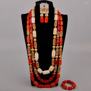 Ensemble de boucles d'oreilles et collier en perles de corail naturelles, blanc et rouge Orange, bijoux de mariage nigérian pour mariée africaine AU-363