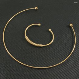 Ketting Oorbellen Set Groothandel Roestvrij Stalen Sieraden Mode Romantisch Goud Kleur En Zilver Draaimomenten Voor Vrouwen NFADACAF