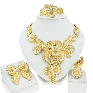 Collier boucles d'oreilles ensemble femmes bijoux Design italien plaque d'or pendentif mariage fête Bracelet tendances de la mode