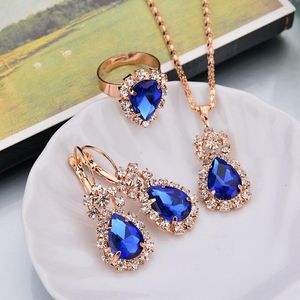 Conjunto de collar y pendientes para mujer, joyería hermosa con diamantes de imitación brillantes rodeados de colgante de diseño de joyas azules