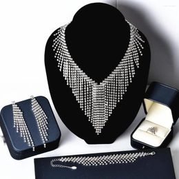 Ensemble collier et boucles d'oreilles en strass pour femmes, bijoux étoiles de luxe, ensembles de 4 pièces, accessoires cadeaux, CORUIXI N3306