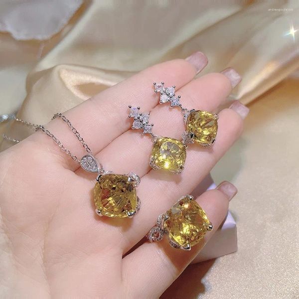 Conjunto de collar y pendientes, joyería de citrino creado en amarillo, pendiente de gota, anillo para mujer, accesorio de fiesta de moda Chapado en plata