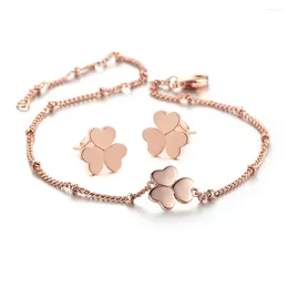 Ketting Oorbellen Set ZHOUYANG Voor Vrouwen Eenvoudige OL Lucky Hartvorm Clover Rose Goud Kleur Armband Gift Mode-sieraden S511