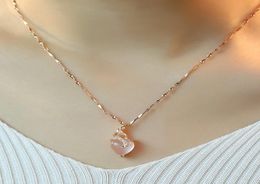 Collier Chaîne de clavicule femelle Simple Rose Gol Hibiscus Poudre Poudre Pendant Couleur Gold GOD6571552