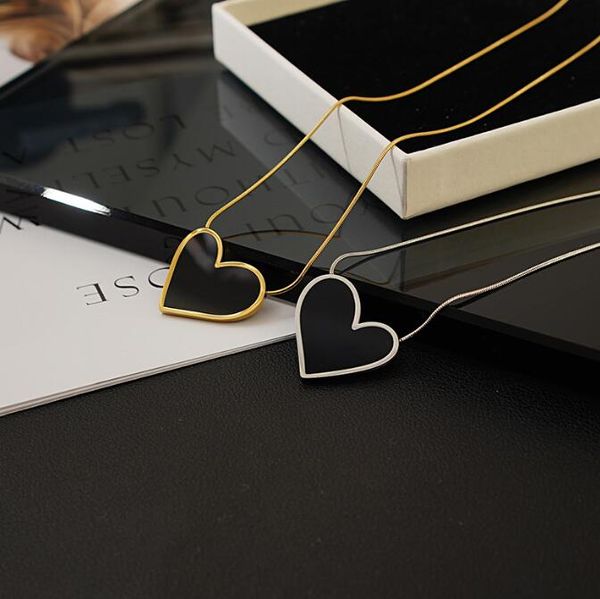 Collar femenino Simple moda oro plata corazón suéter cadena luz diseño de lujo sentido clavícula cadena colgante joyería