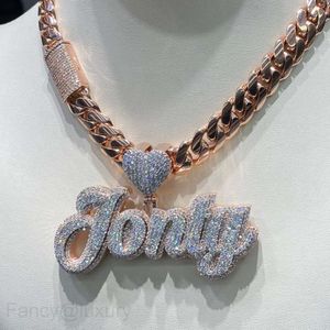 Collier Moissanite Hip Hop Moissante bijoux de luxe femmes personnalisé glacé nom pendentif collier 925 argent chaîne cubaine collier en or Rose