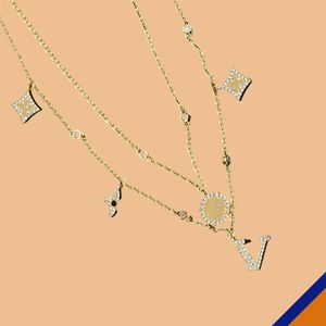 Ketting hanger ketting ontwerper v luxe sieraden Bijoux 14K sleutelbeen dubbel gelaagde multi-elementen goud messing nieuwe mode hoogwaardige dameshoens gratis verzending