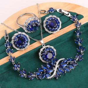 Collar Sier Color Conjunto de joyería para mujer Boda Royal Blue Topaz Pendientes perforados Collar Colgante Anillo Pulsera Regalo de Navidad 4 piezas