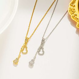 ketting enigszins ingelegd met diamant pompoen hanger, met elegantie en opvallende delicatesse, gepersonaliseerde ketting