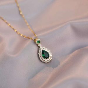 Ketting vrouwen smaragd micro ingelegd met echt gouden zirkoon vol diamant groen nieuw niche ontwerp sleutelbeen keten verwoesting