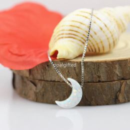 Colliers (1pc / lot) Livraison gratuite Synthétique de haute qualité 8 * 11 mm blanc OP17 Opal Moon Shape Pendant avec Sterling 925 Collier en argent