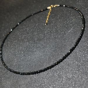 Colliers 2024 Nouvelle mode Perles noires simples