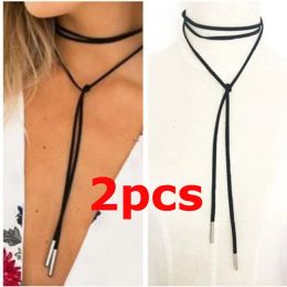 Colliers 2pcs / lot Fashion Collier de tour de cou mode à la mode en cuir noir