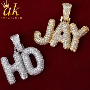 Colliers Aokaishen Collier de nom personnalisé pour hommes petits pendentifs personnalisés Real Gold plaqué Hip Hop Bijoux Iced Out Charms Christmas