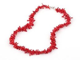 Kettingen Mooie streng rode koraal ketting met kreeft klauw sluitgeling lengte 46 cm