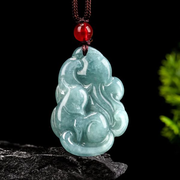 Colliers Blue Myanmar Jadeite Fox Pendant Collier Men Talismans Cadeaux pour femmes homme Vrai Bijoux Cadeau Natural Birman Jade Gemone